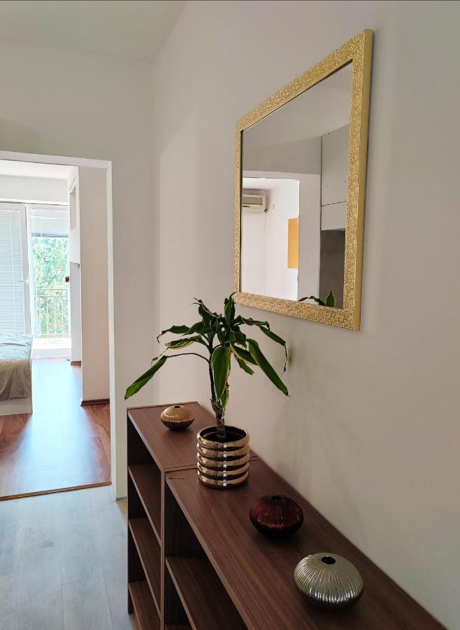 Soncni Apartma Apartment Ankaran Bagian luar foto